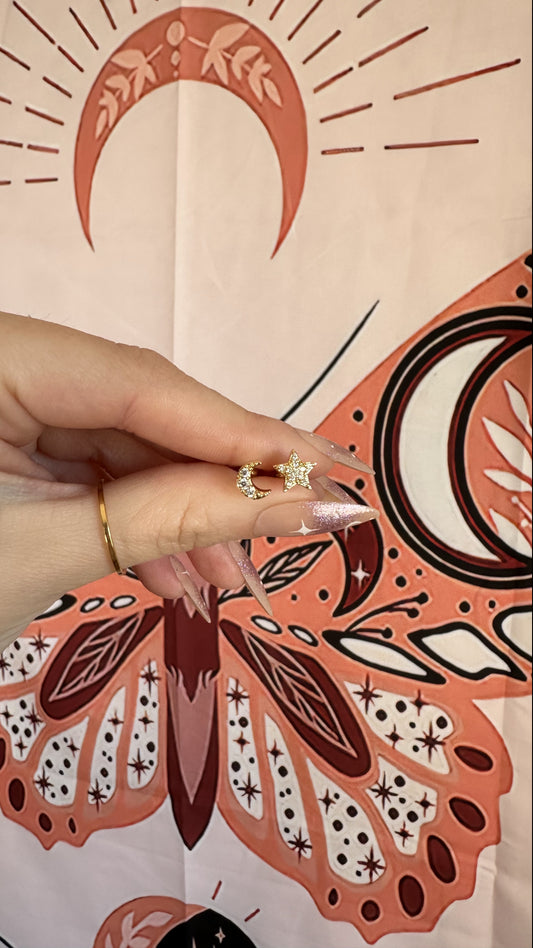 Piercing Moon & Stars