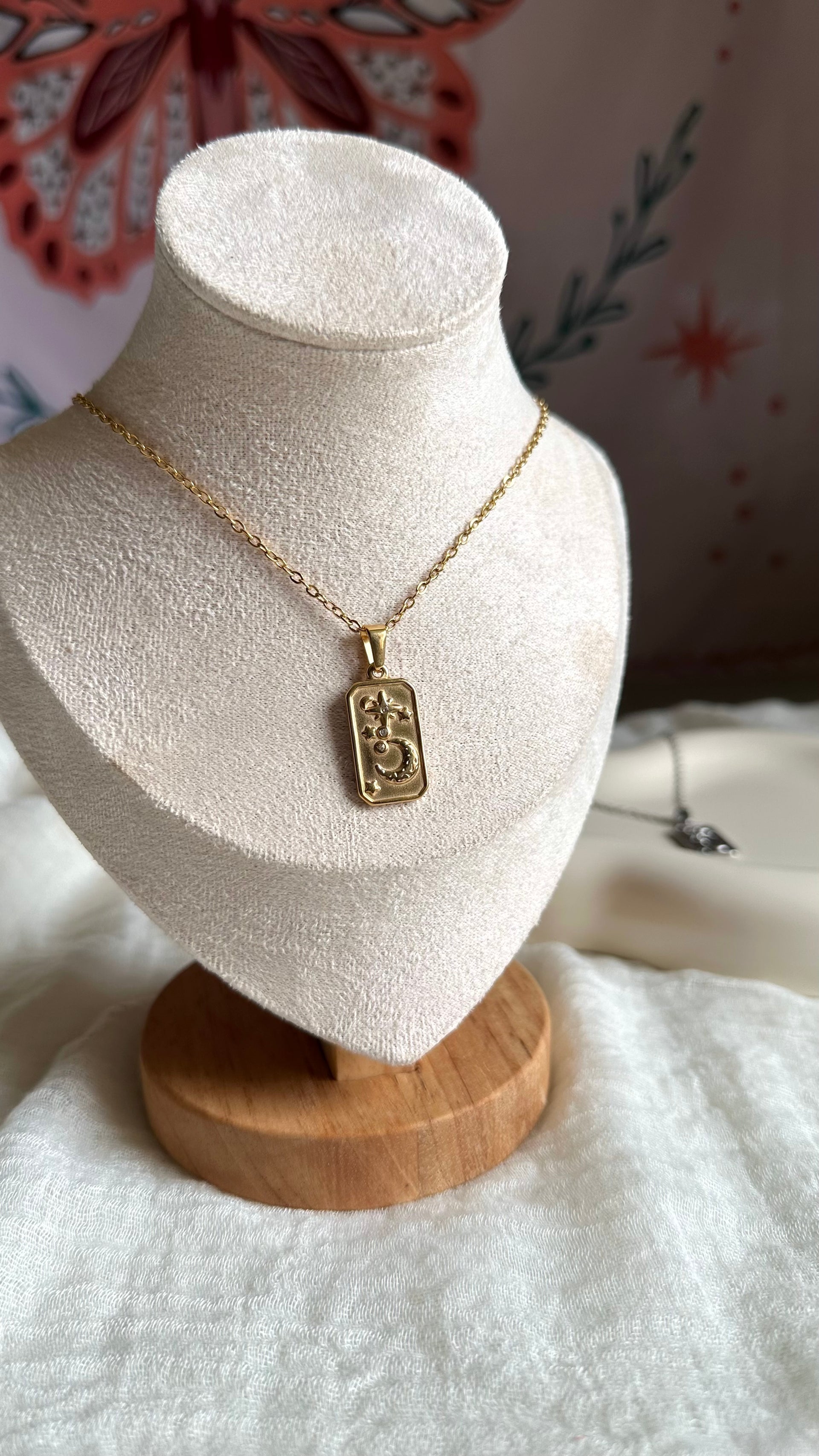 Collana Moon