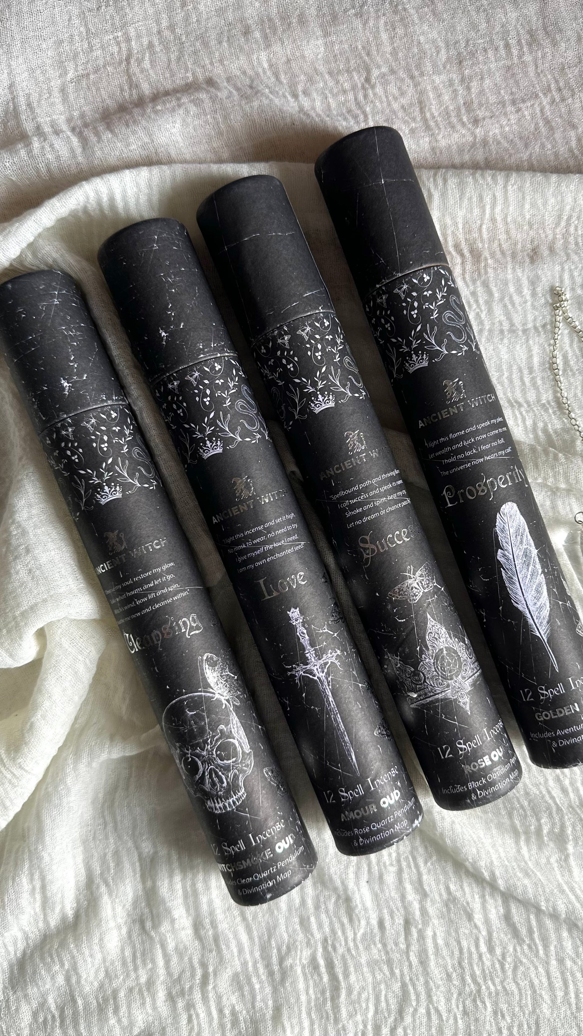 Incensi Witchy Rituals (pendolo incluso)