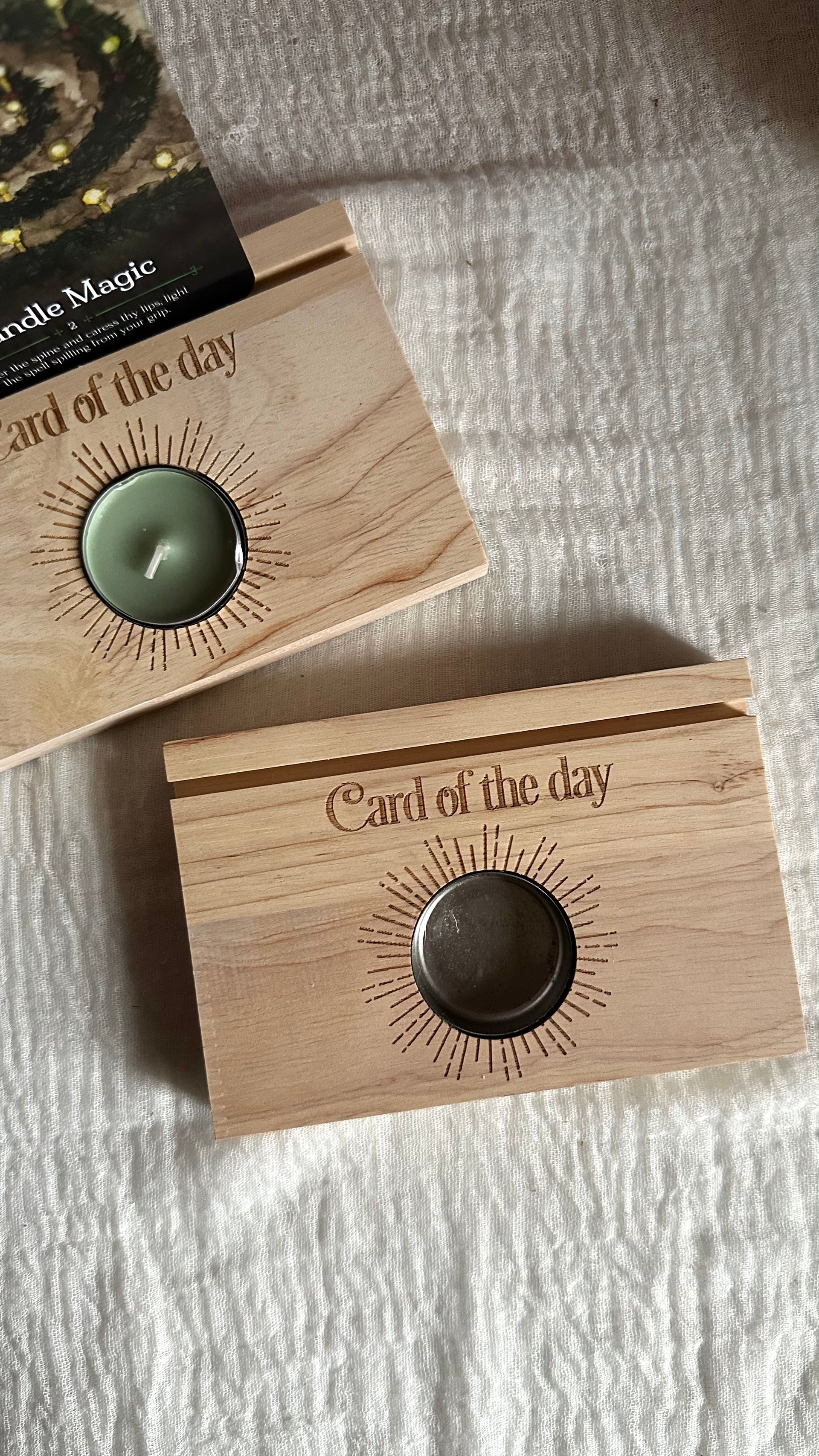 Supporti piccoli per oracoli o tarocchi in legno