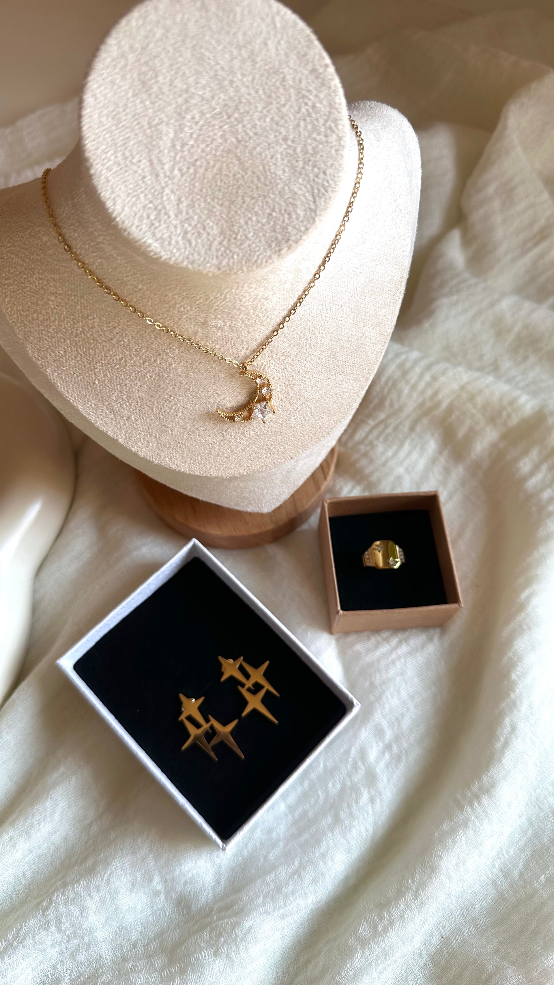 Set Moon & Stars