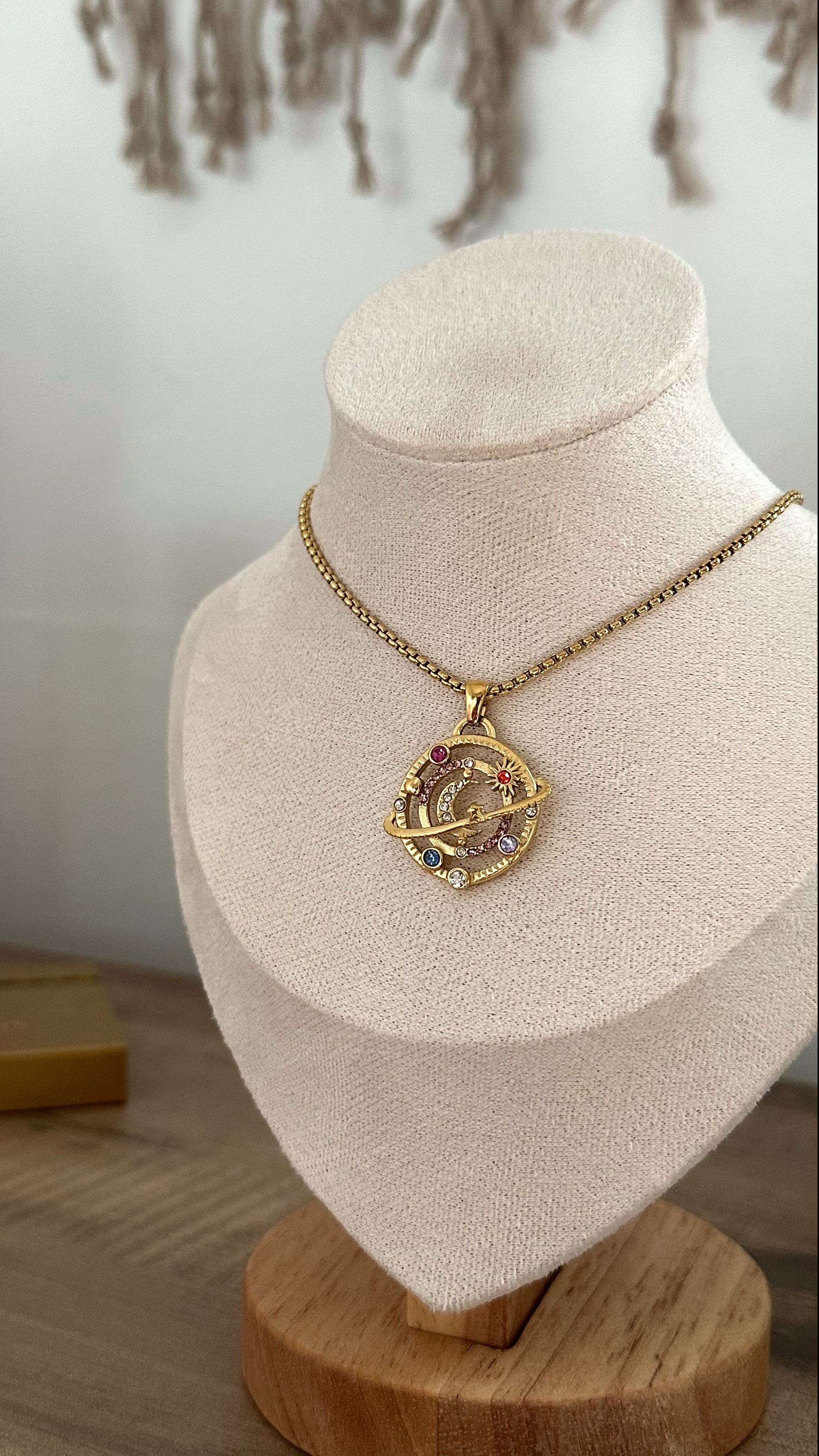 Collana Freja