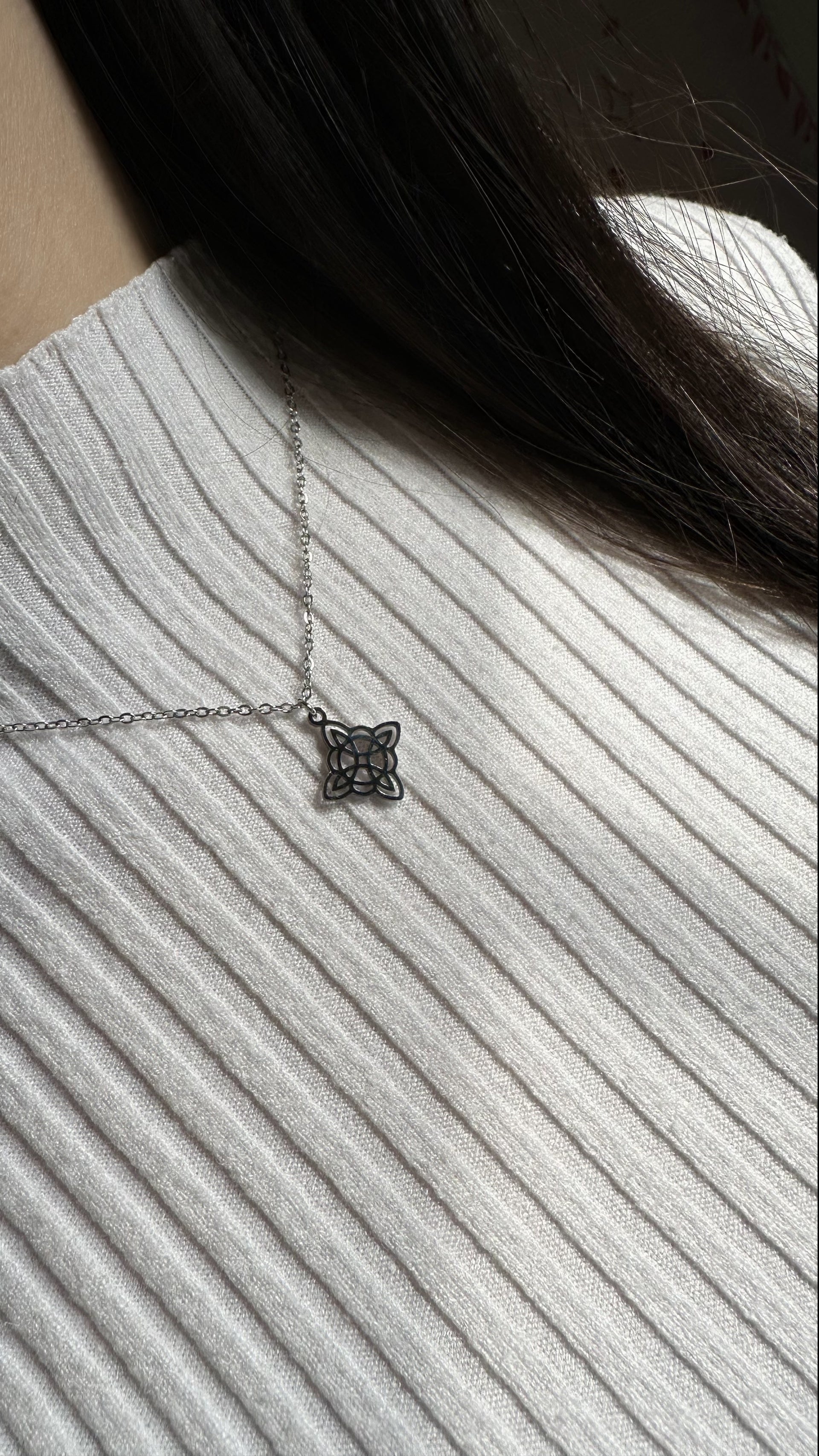 Collana I'm a Witch