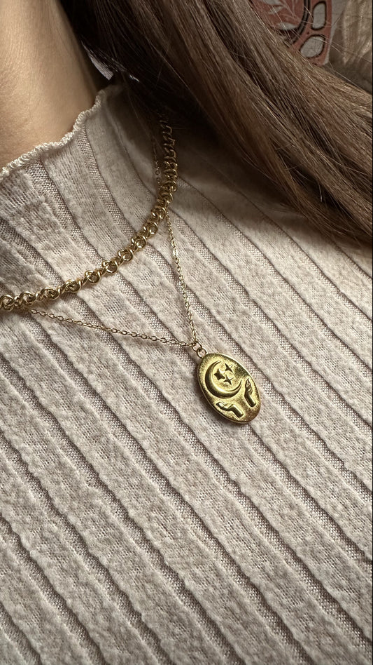 Collana Iside